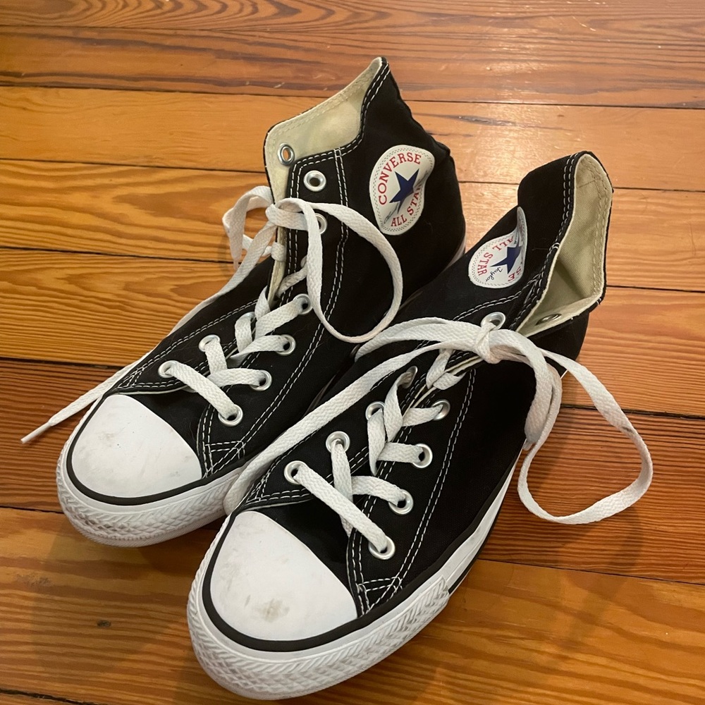 Converse Chuck Taylor All Star Classic High Tops